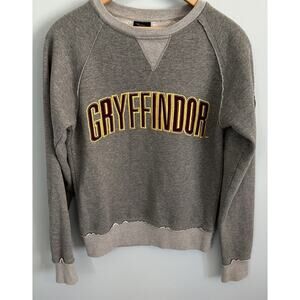 Universal Studios Harry Potter Gryffindor Raglan embroidered Size XS